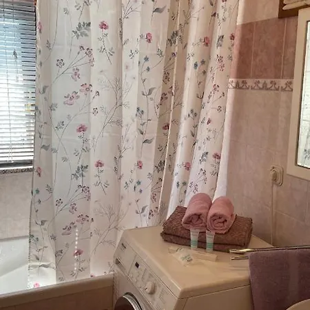 Betty Apartment